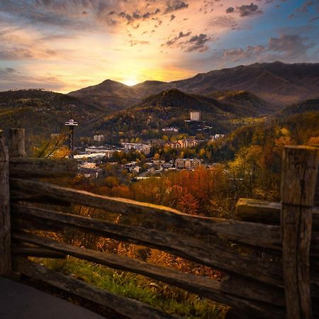 Apple Valley Hideaway, 1089 Of Free Attraction Tickets For Each Paid Day, Dollywood And More! Pigeon Forge Exterior foto
